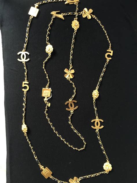 chanel 18k gold necklace